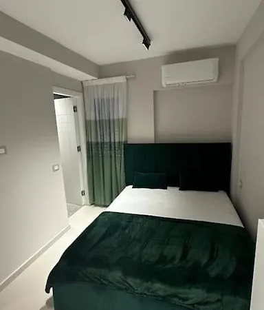 Host Apartament Elio Tirana Exterior photo