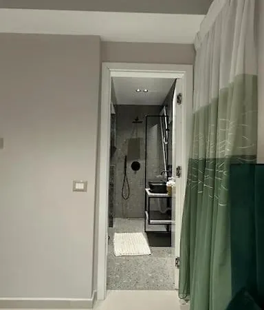Host Apartament Elio Tirana Exterior photo